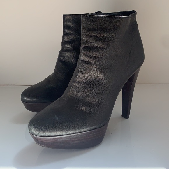 Stewart Weitzman Black Stacked Heeled Booties - Picture 16 of 16